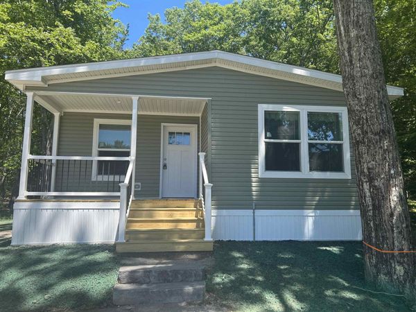 6 Country Ridge Park, Rochester, NH 03867