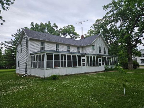 112 N 3rd Street , Royalton, MN 56373