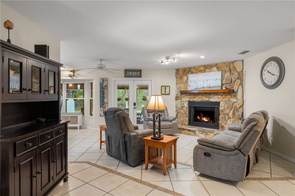 4990 Us 1, Mims, FL 32754 Photo