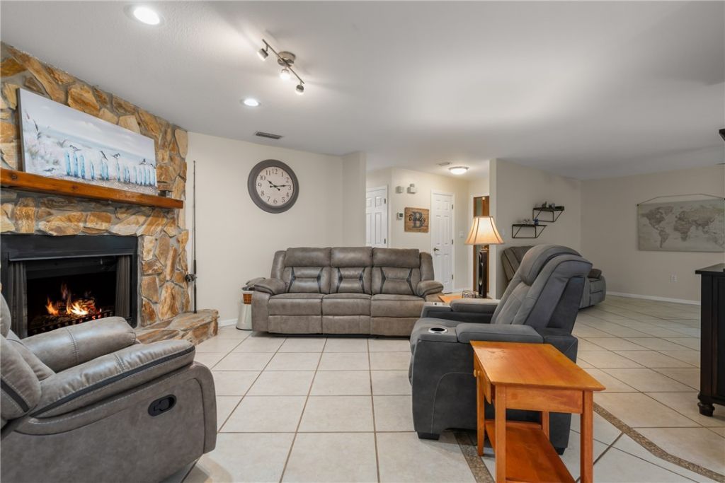 4990 Us 1, Mims, FL 32754 Photo