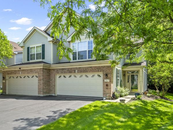 367 Emerald Lane , Algonquin, IL 60102