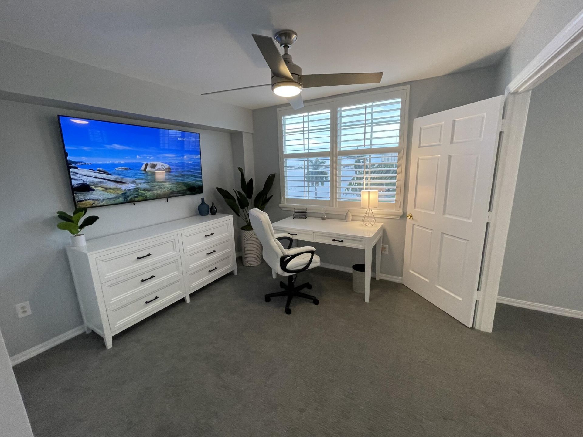 1801 N Flagler Drive, Unit 502, West Palm Beach, FL 33407 Photo