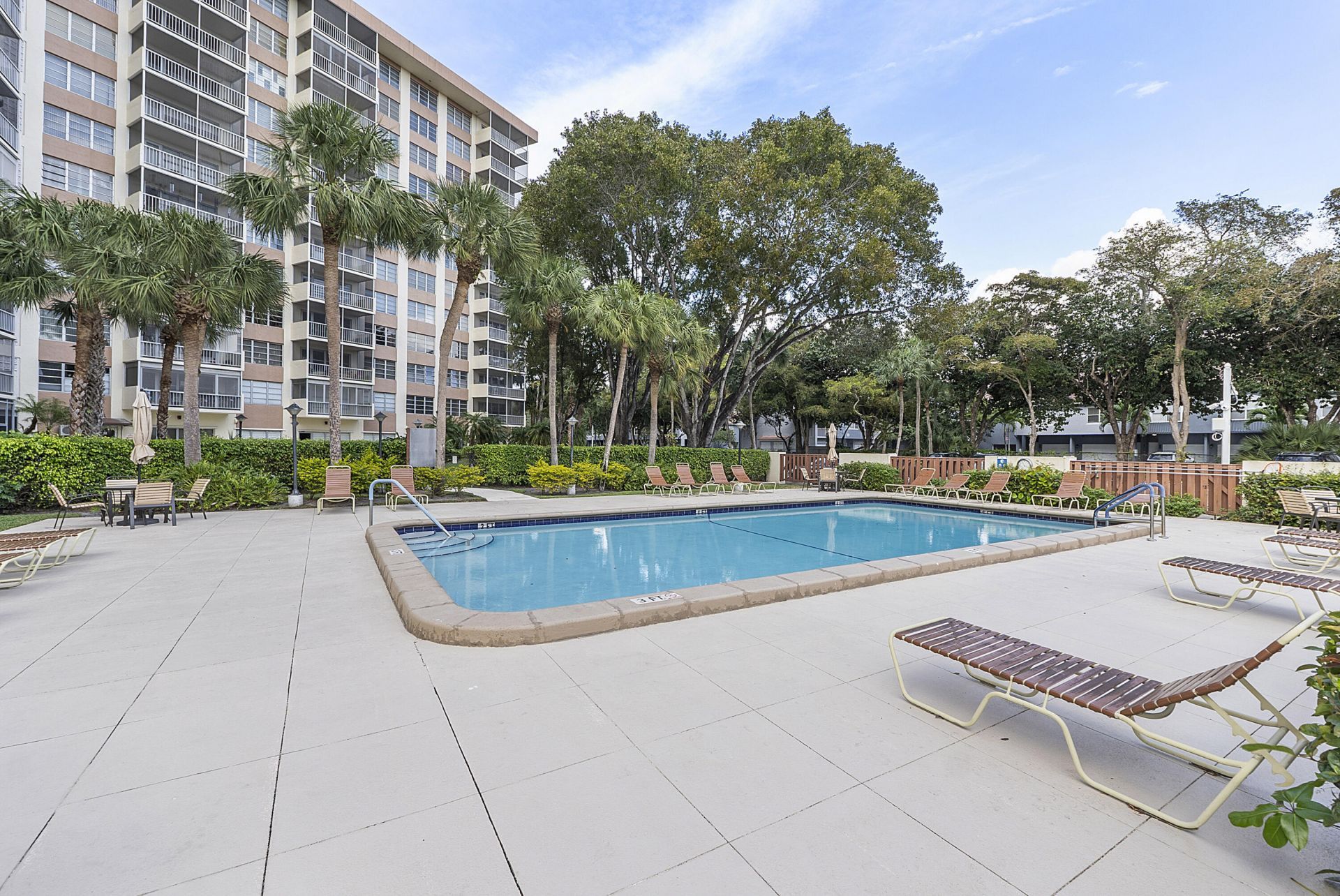 10777 W Sample Road, Unit 918, Coral Springs, FL 33065 Photo