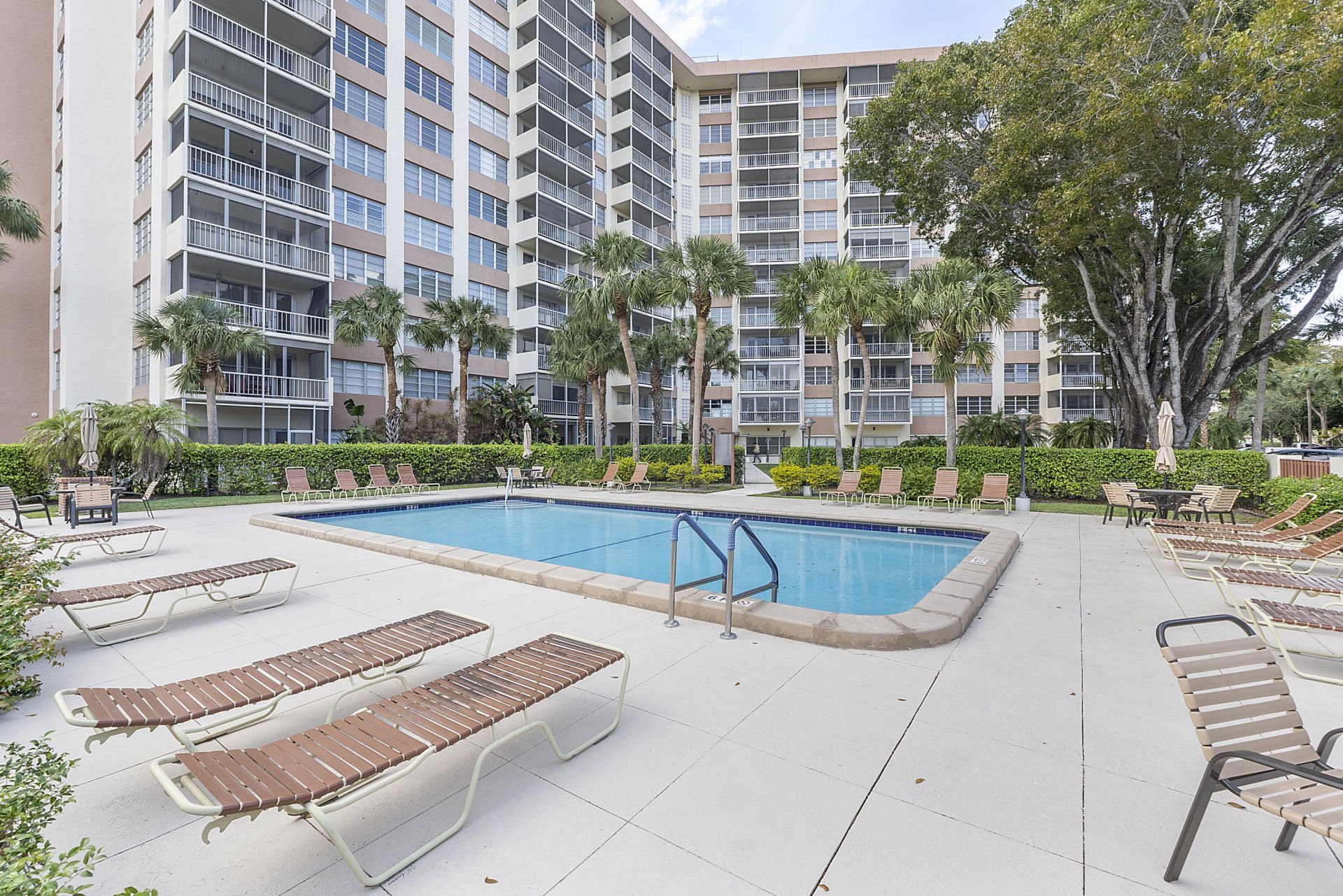 10777 W Sample Road, Unit 918, Coral Springs, FL 33065 Photo