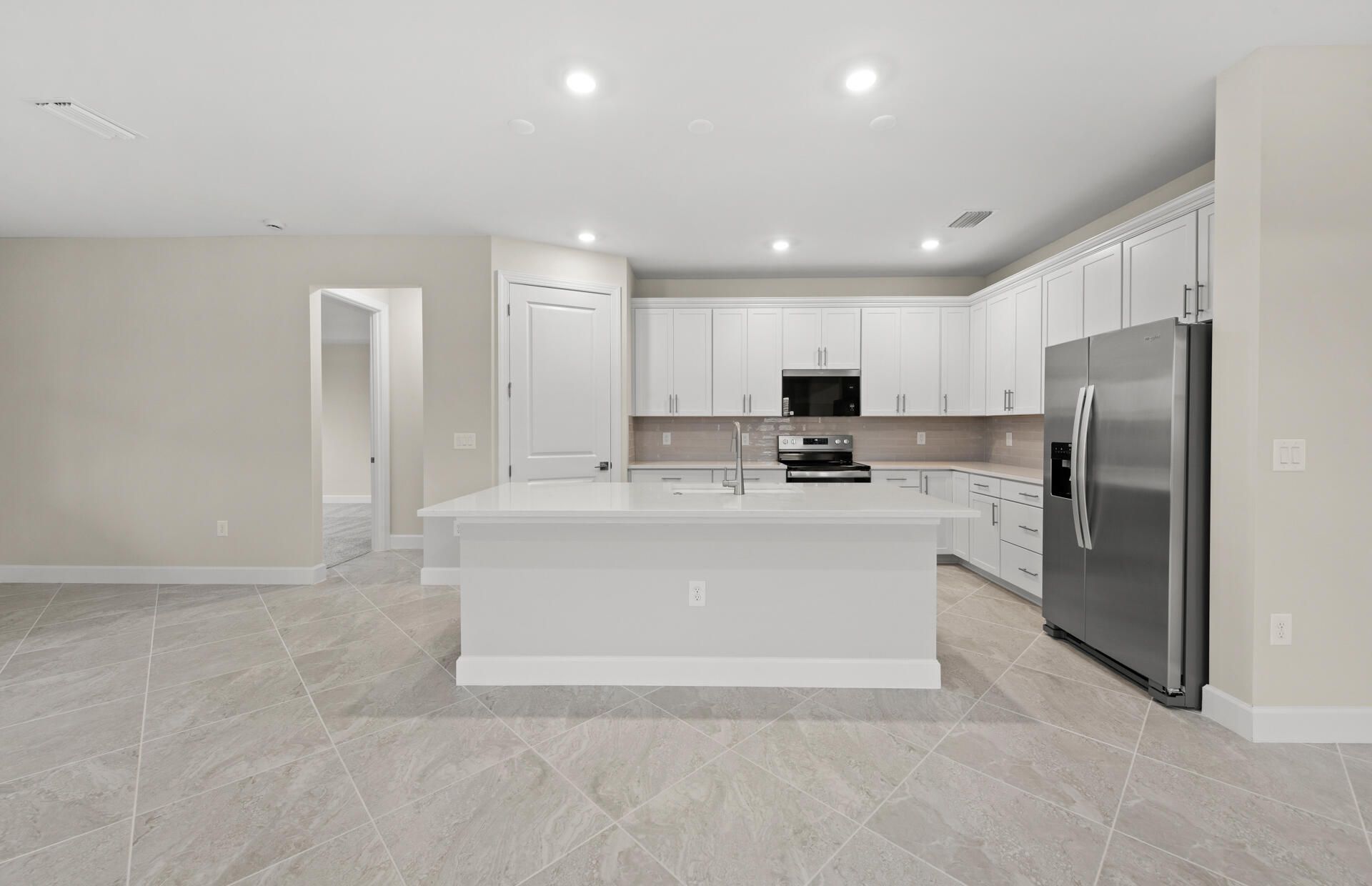 3922 E Hampton Circle, Alva, FL 33920 Photo