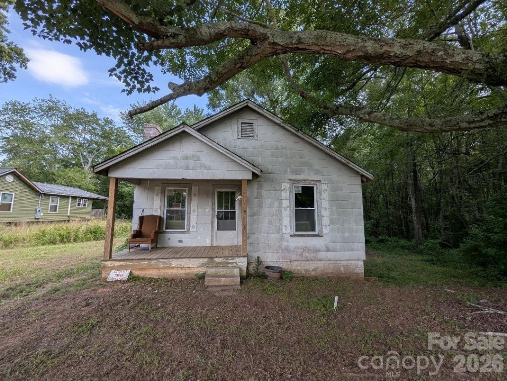 4548 Springs Road, Conover, NC 28613 Main Photo