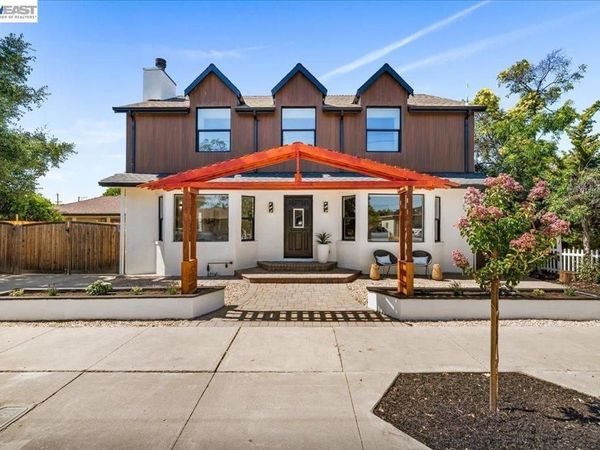 1844 Elm St, Livermore, CA 94551