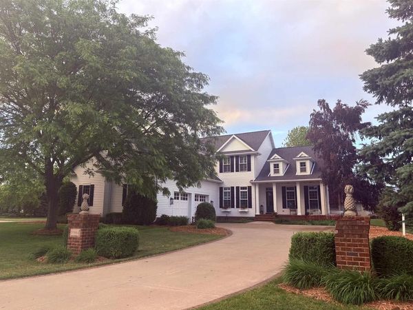 N7864 EDGEWATER COURT, Sherwood, WI 54169