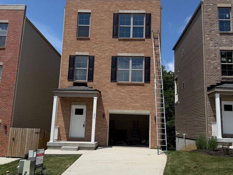 377 Cityscape West Drive, Cincinnati, OH 45205 Photo 1