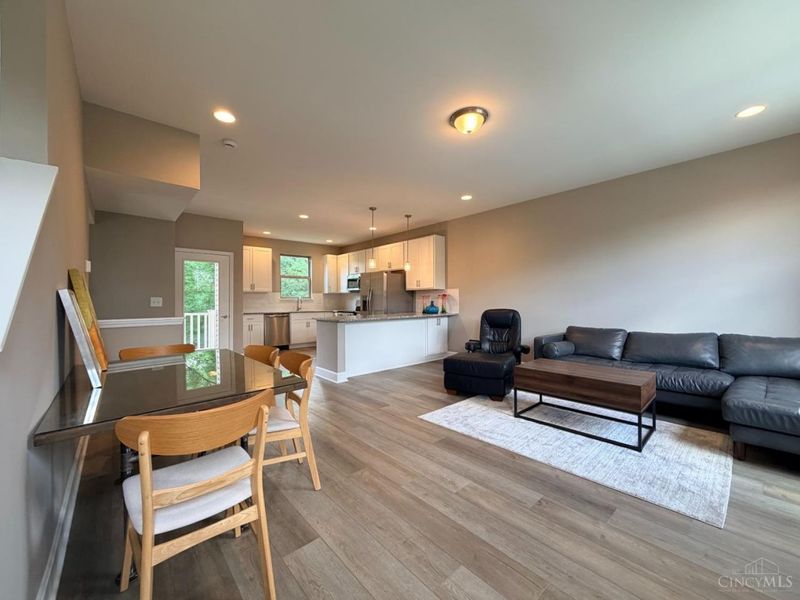 377 Cityscape, Cincinnati, OH 45205 Photo 20