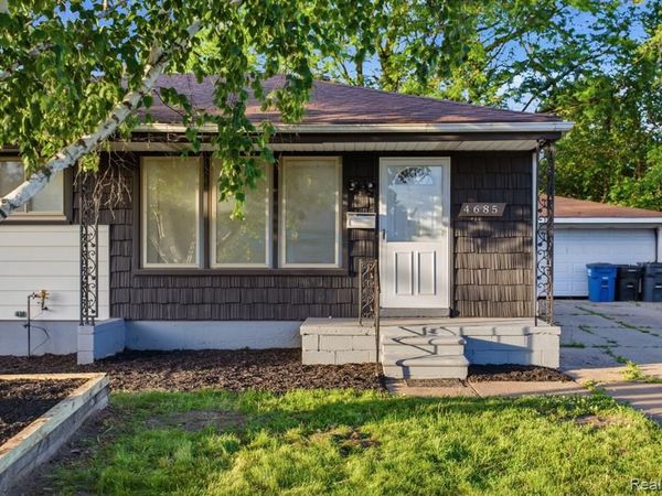 4685 Julius Boulevard, Westland, MI 48186