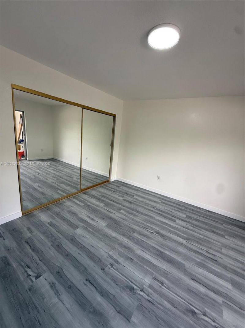1555 W 44th Pl , Unit 203, Hialeah, FL 33012 Photo