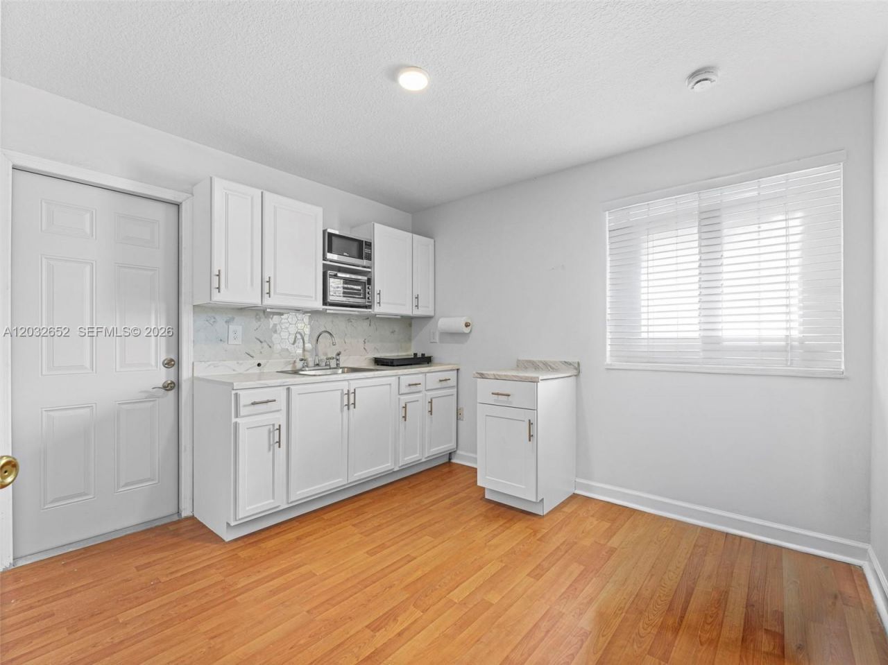 15780 SW 141st St , Miami, FL 33196 Photo