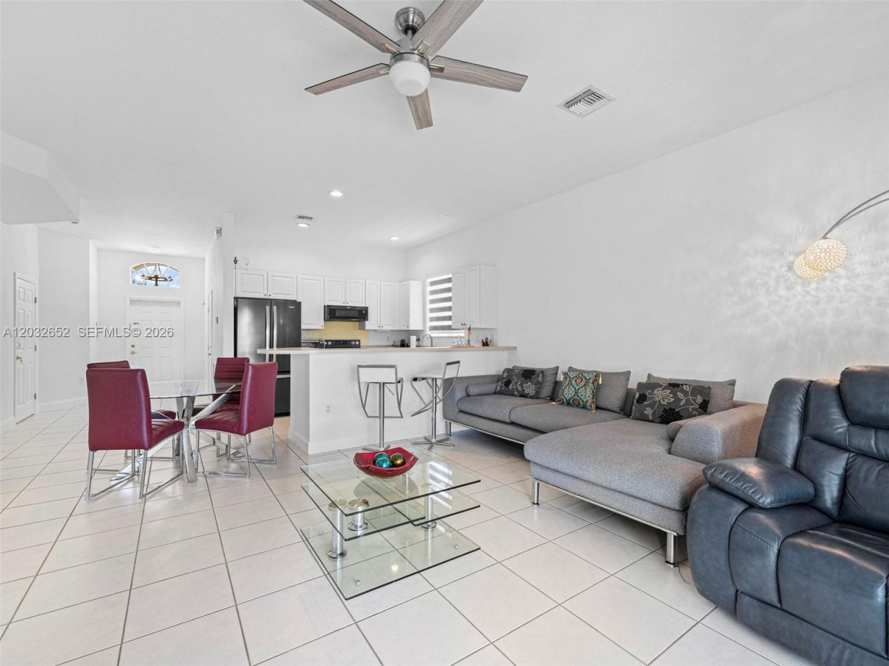 15780 SW 141st St , Miami, FL 33196 Photo