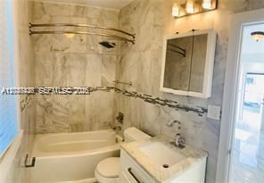 1079 NW 112th Ter, Miami, FL 33168 Photo