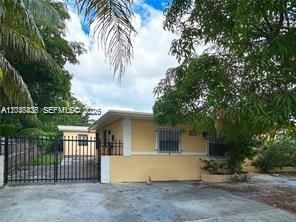 1079 NW 112th Ter, Miami, FL 33168 Photo