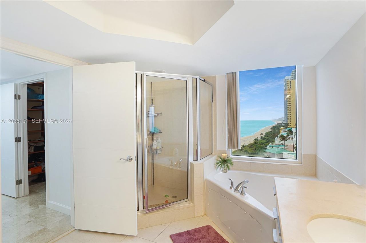 16699 Collins Ave , Unit 1002, Sunny Isles Beach, FL 33160 Photo