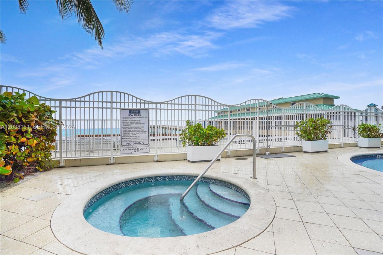 16699 Collins Ave , Unit 1002, Sunny Isles Beach, FL 33160 Photo