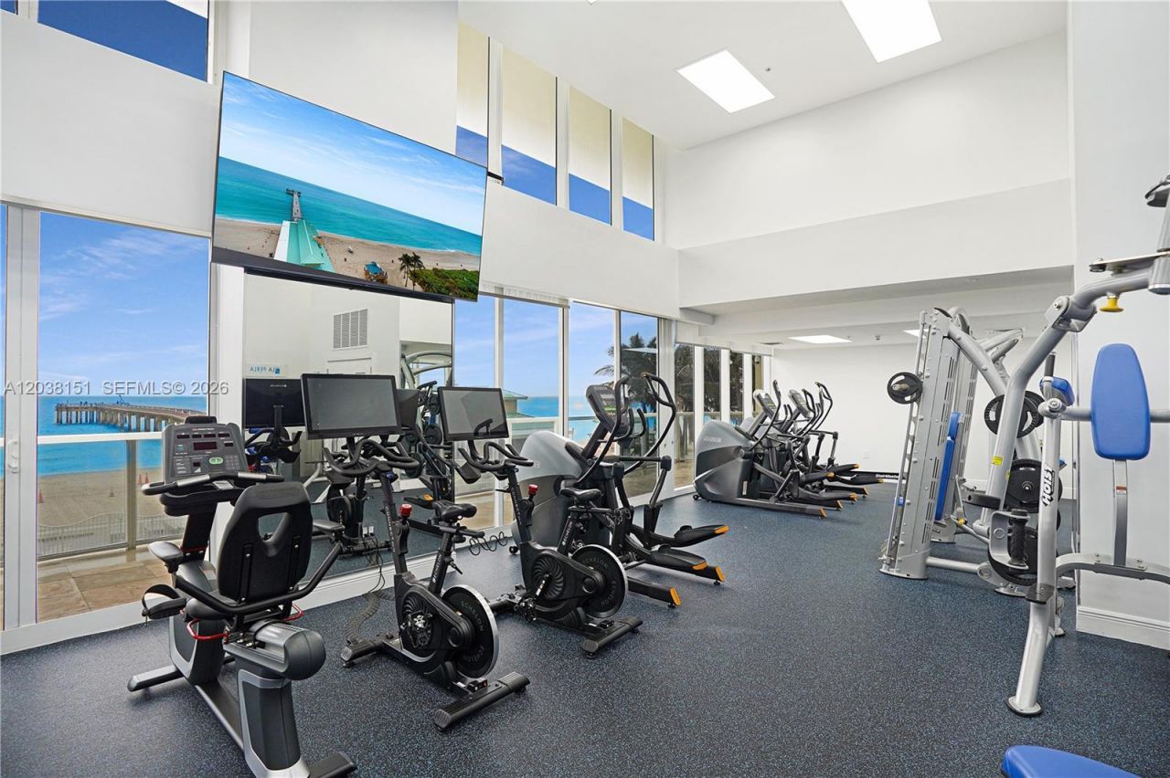 16699 Collins Ave , Unit 1002, Sunny Isles Beach, FL 33160 Photo