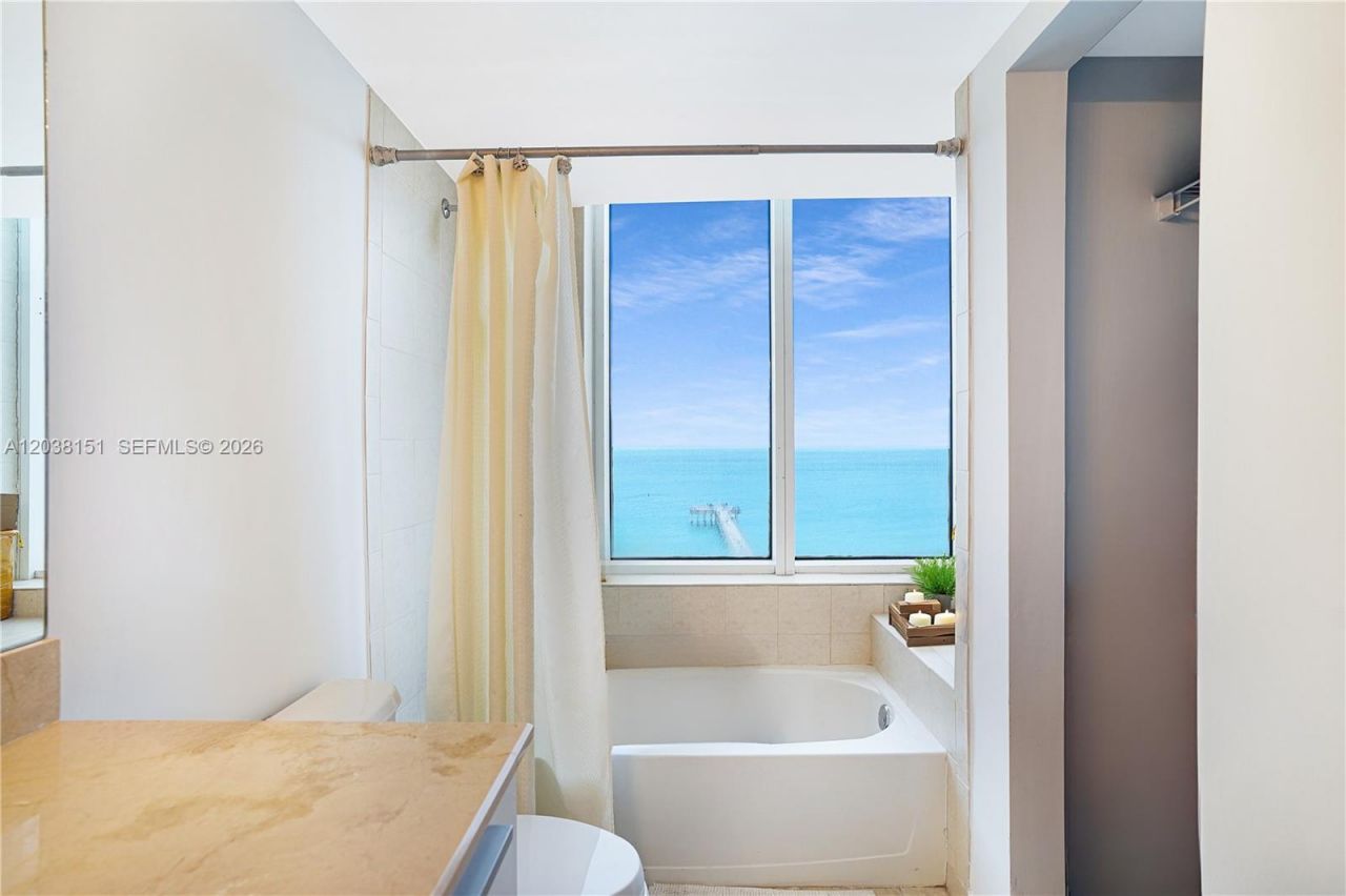 16699 Collins Ave , Unit 1002, Sunny Isles Beach, FL 33160 Photo