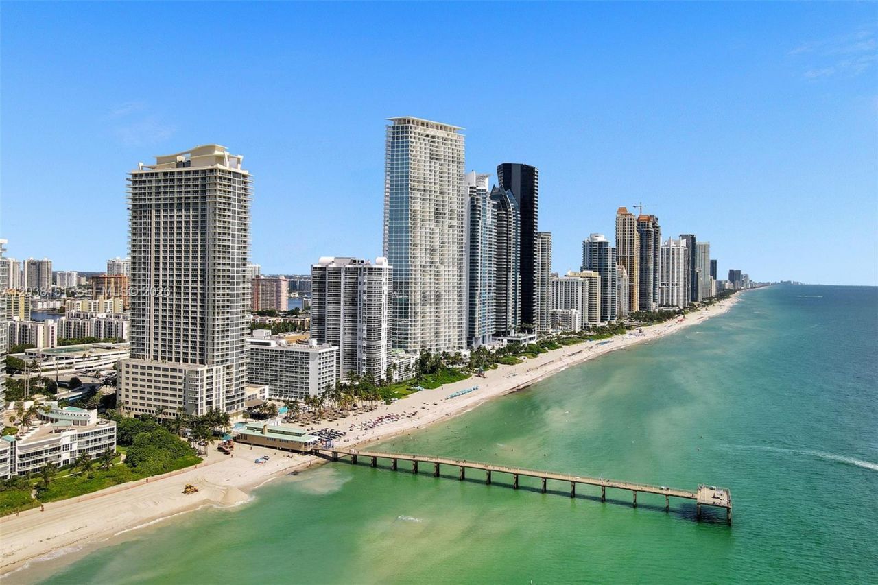 16699 Collins Ave , Unit 1002, Sunny Isles Beach, FL 33160 Photo
