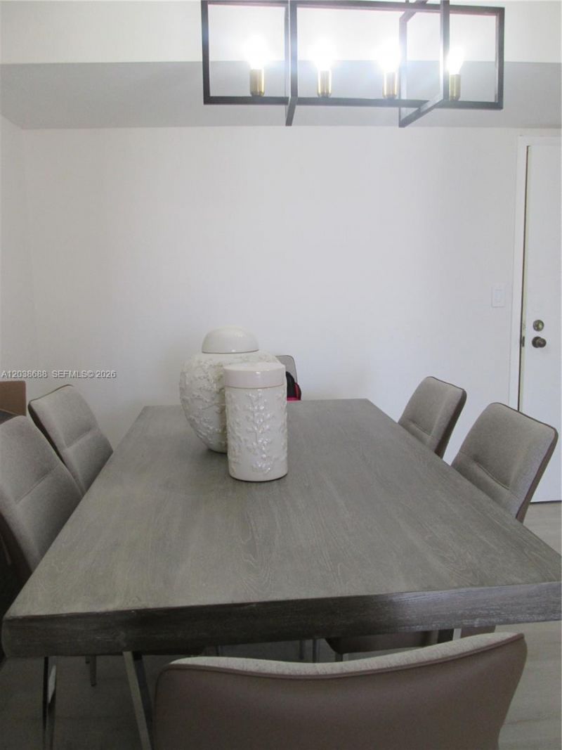 290 174th St , Unit 1812, Sunny Isles Beach, FL 33160 Photo