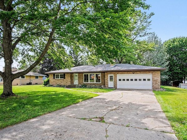 11351 Brown Avenue, Allendale, MI 49401