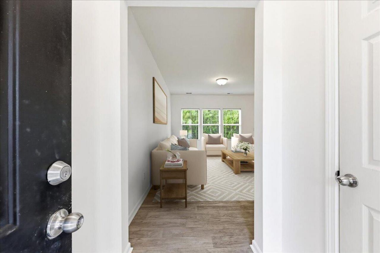 606 Snow Owl Drive Photo 6
