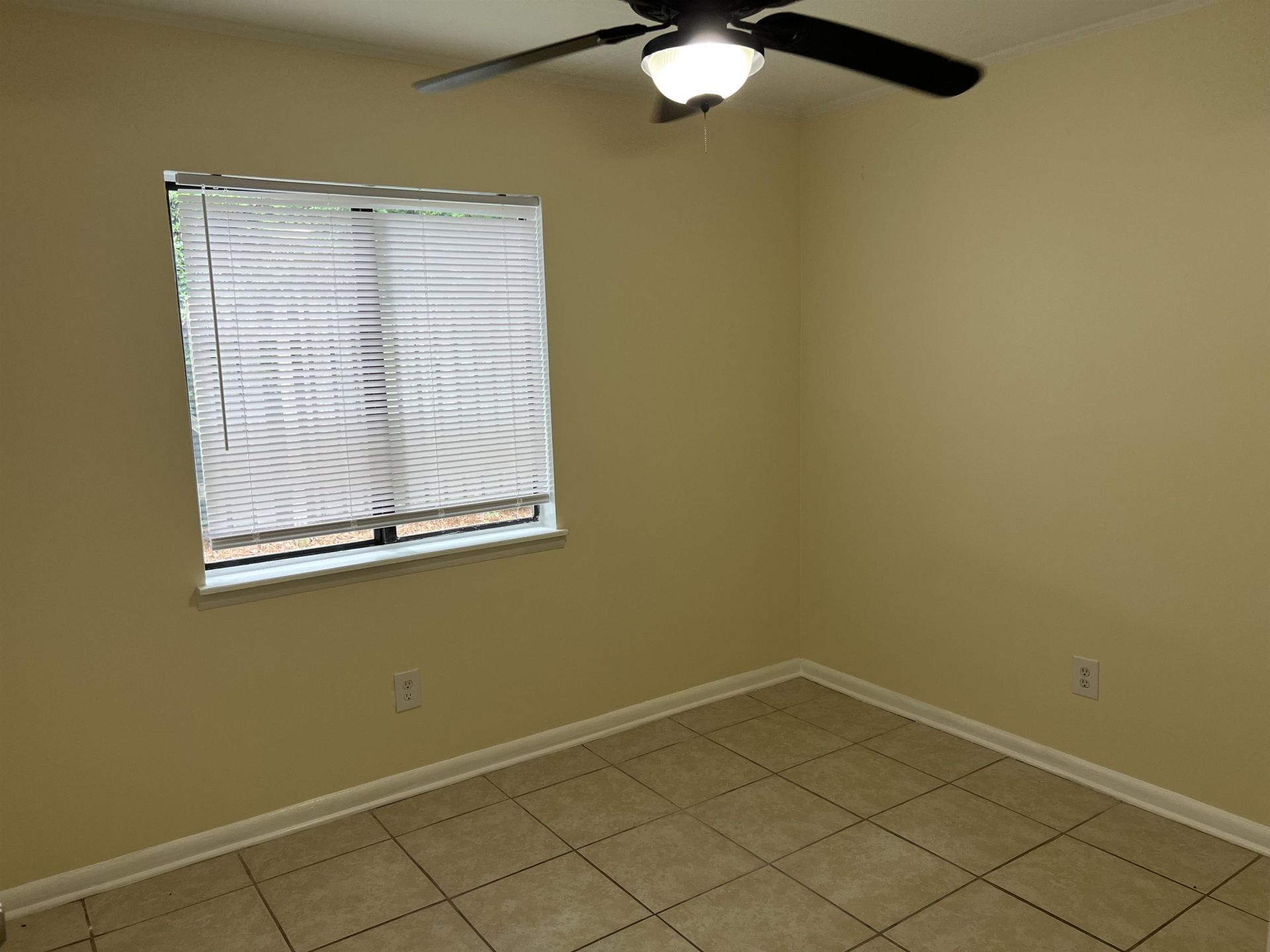 950 Forestbrook Rd.  Photo 22