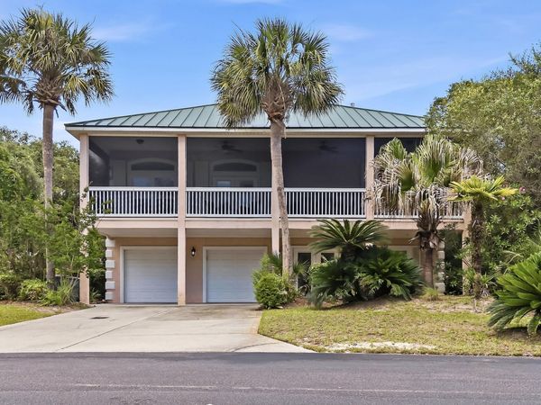 49 Lake Pointe Dr, Santa Rosa Beach, FL 32459