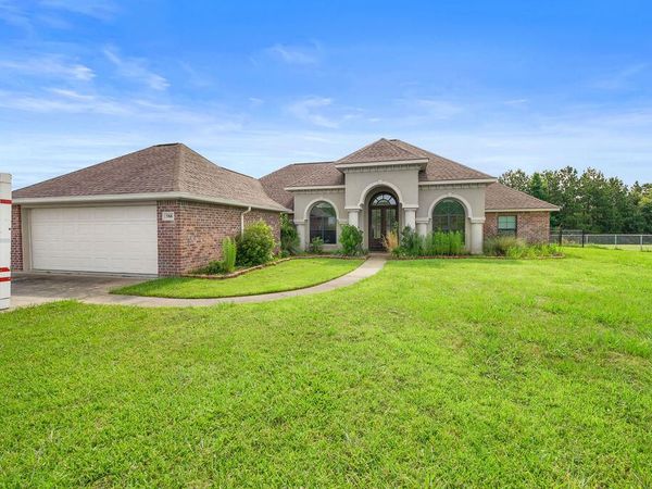 588 Hickory Ridge Rd , Leesville, LA 71446