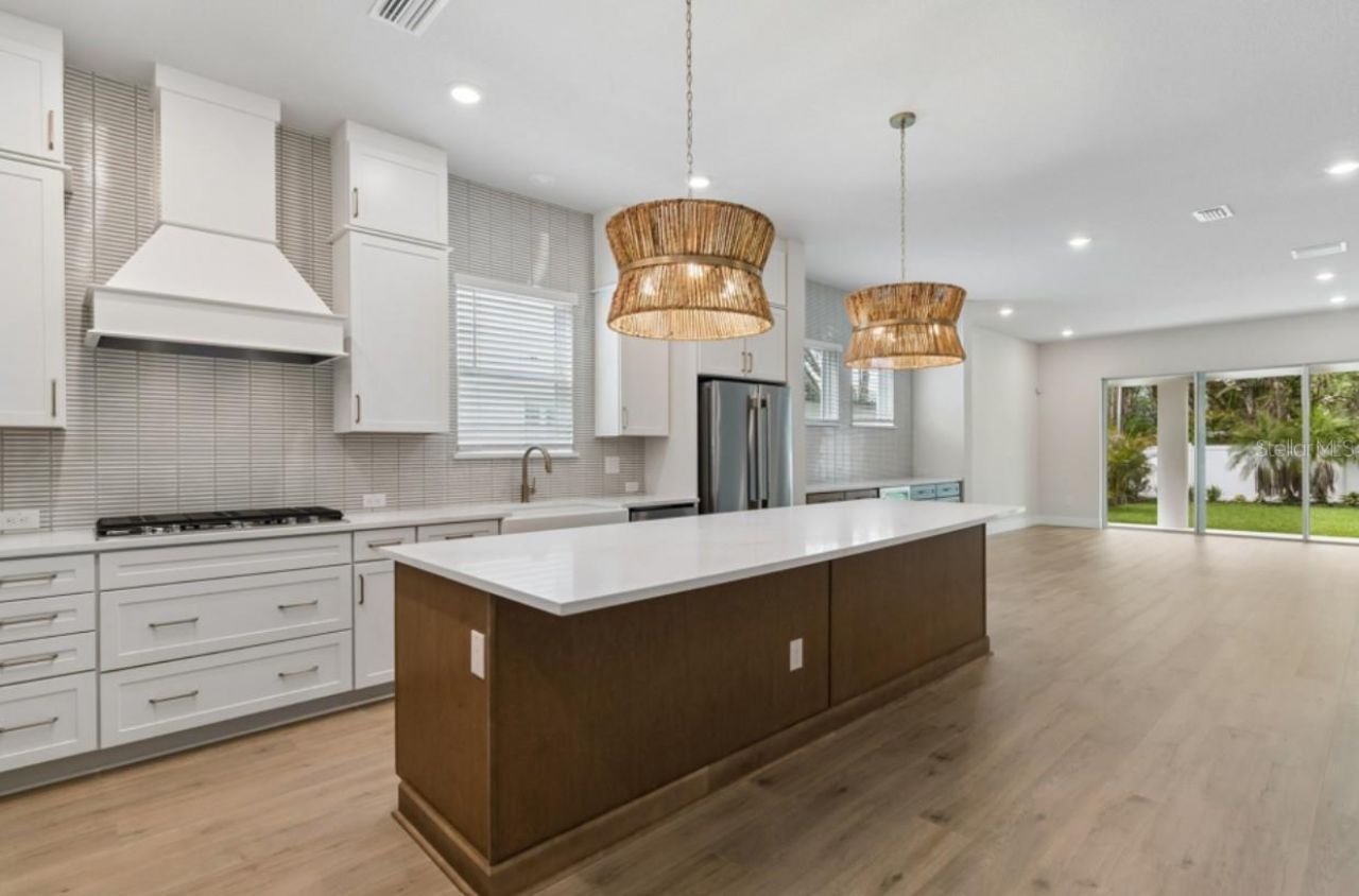 1002 W Charter Street, Tampa, FL 33603 Photo