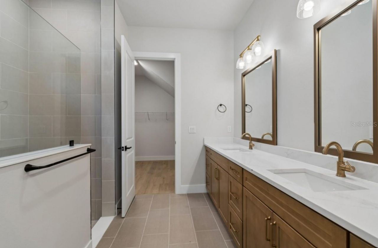 1002 W Charter Street, Tampa, FL 33603 Photo