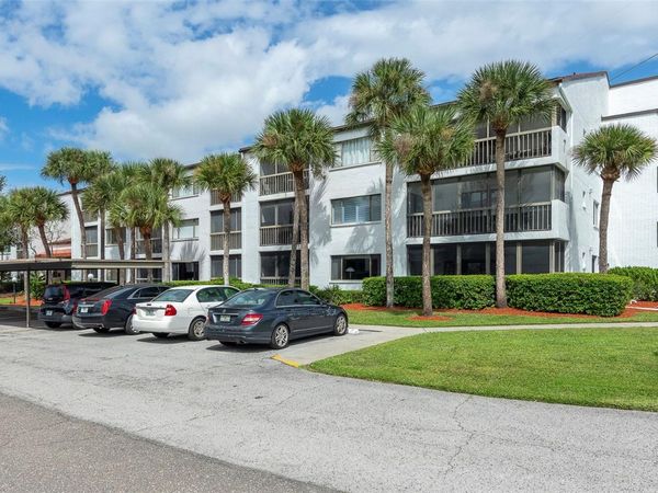 2593 COUNTRYSIDE BOULEVARD , Unit 7210, CLEARWATER, FL 33761