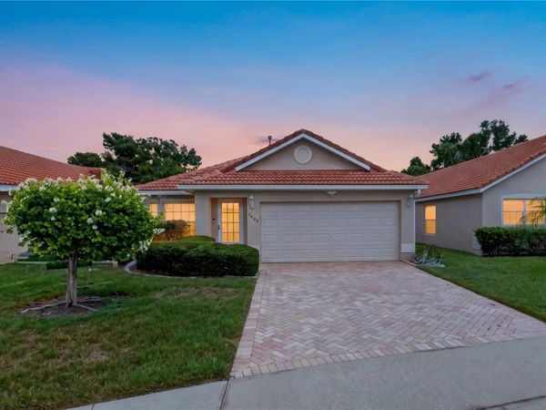 5405 WATERVISTA DRIVE , ORLANDO, FL 32821