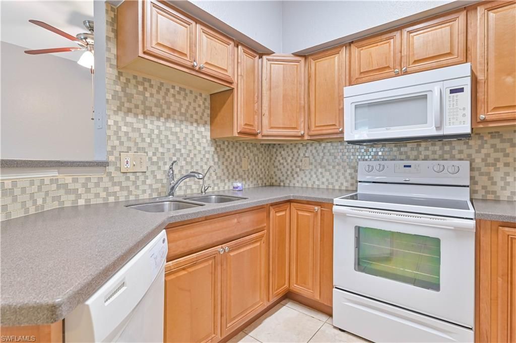 23580 Walden Center Dr , Unit 305, Estero, FL 34134 Photo
