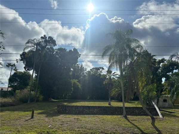 2948 Garden ST , NORTH FORT MYERS, FL 33917