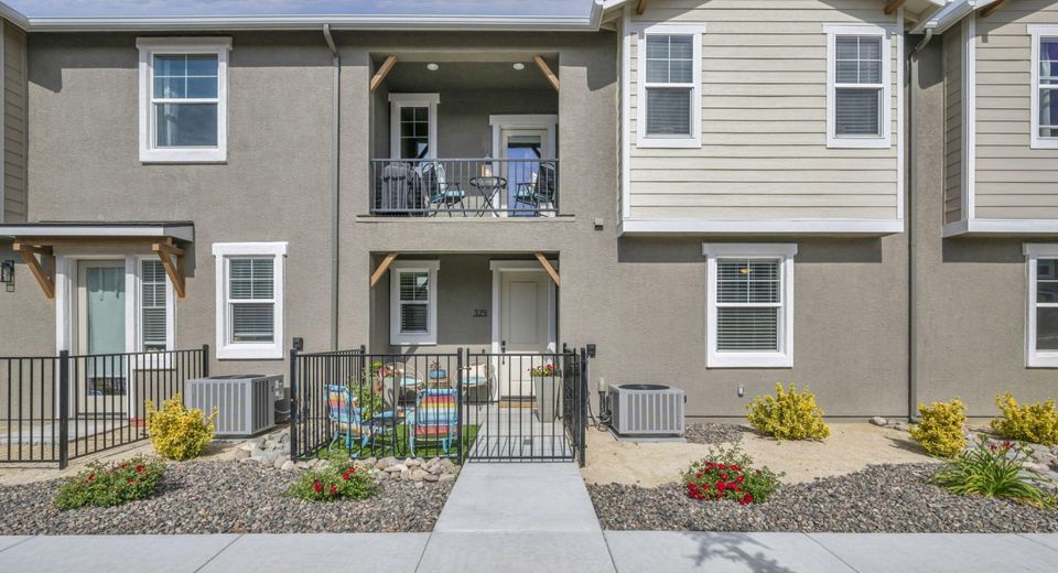 329 Cattail Circle, Gardnerville, NV 89410 Photo