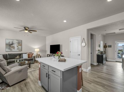 329 Cattail Circle, Gardnerville, NV 89410 Photo