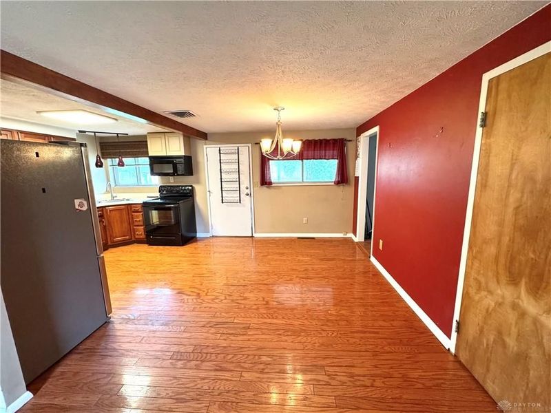 3918 Cordell Drive, Kettering, OH 45439 Photo 5