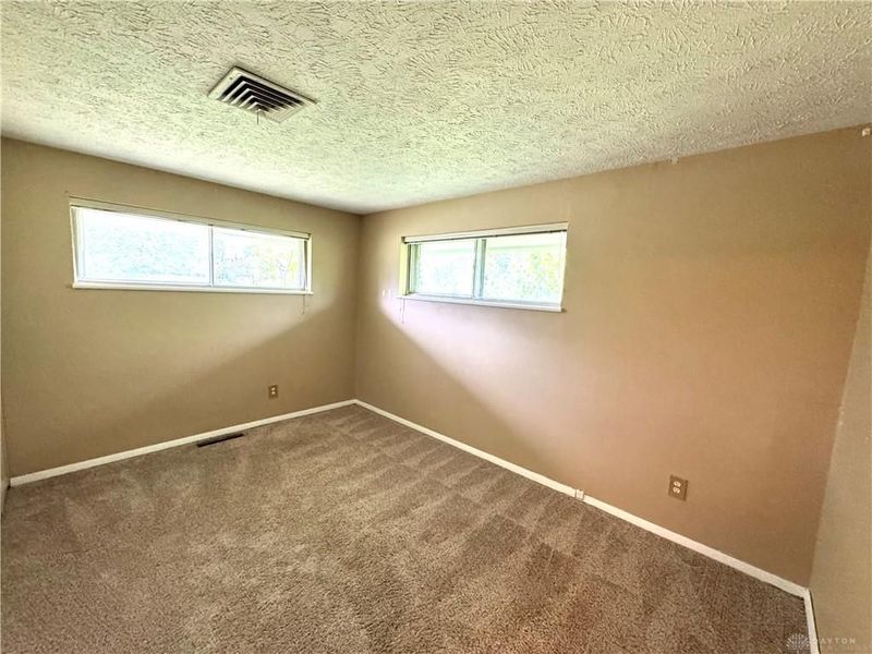 3918 Cordell Drive, Kettering, OH 45439 Photo 8