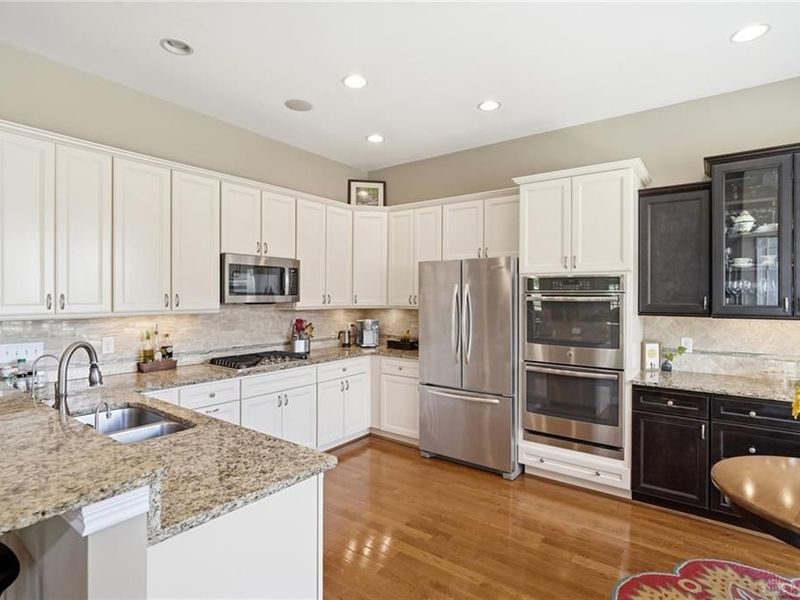 5875 Falling Brook Drive, Mason, OH 45040 Photo 11