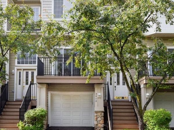 2412 Eagle Trace Lane , Woodbury, MN 55129