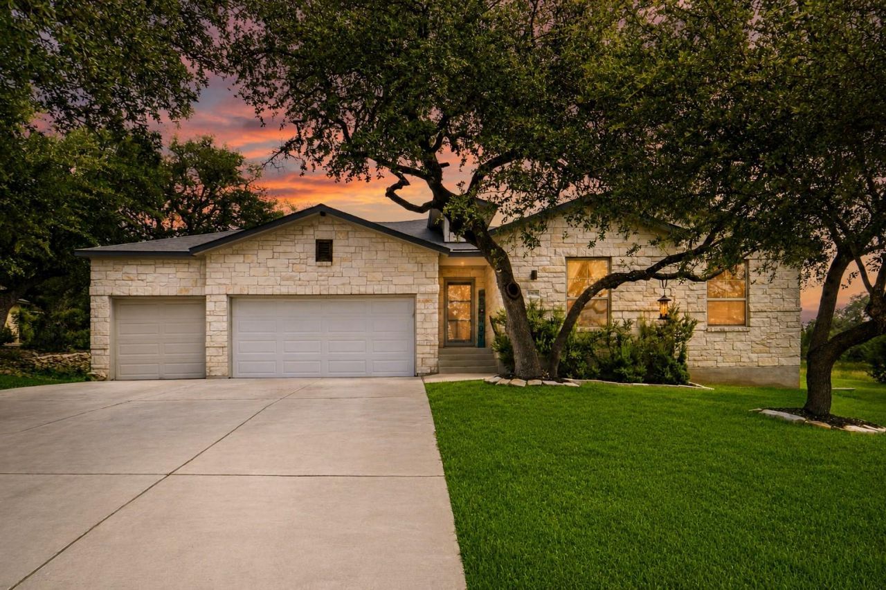 20808 Highland Lake Dr, Lago Vista, TX 78645 Main Photo