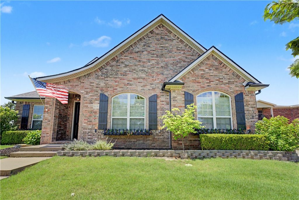 6209 Allie Francis Trail  Springdale, AR 72762
