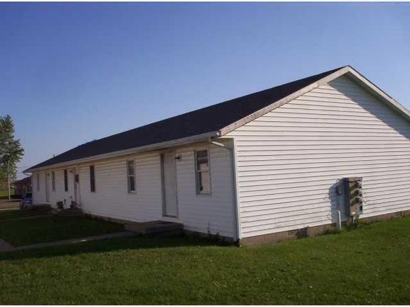 194 Woodsview Drive , Jeffersonville, OH 43128 Photo 2