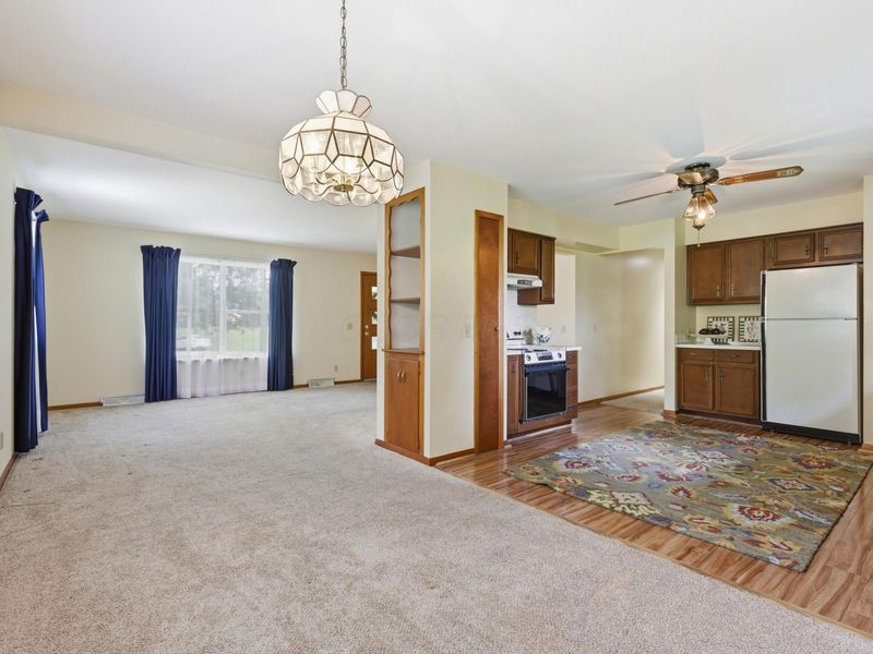 85 Pleasant Lee Drive , Heath, OH 43056 Photo 6
