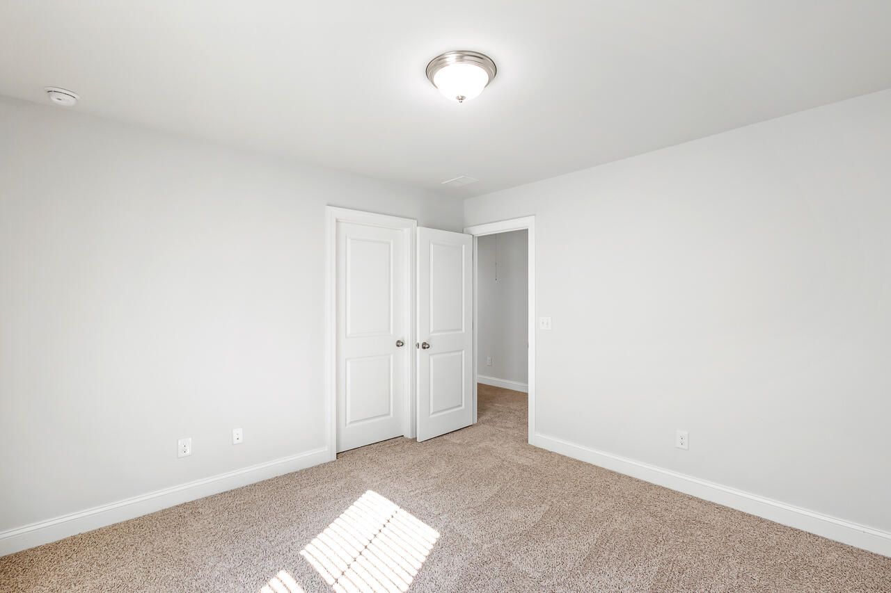 2658 Park West Boulevard Photo 22