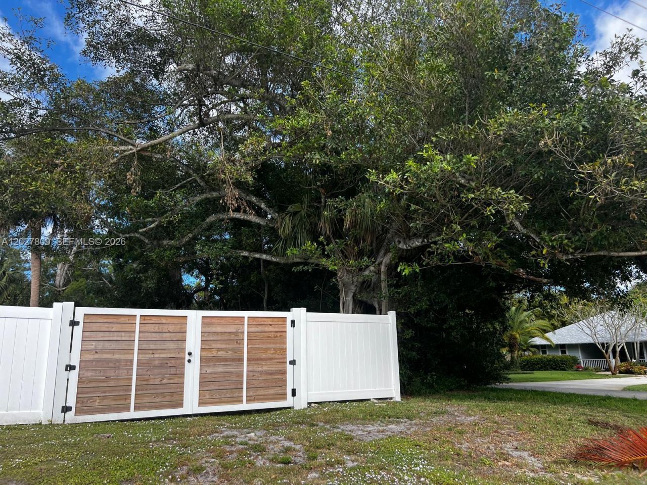 1023 SE 7th St, Stuart, FL 34996 Photo