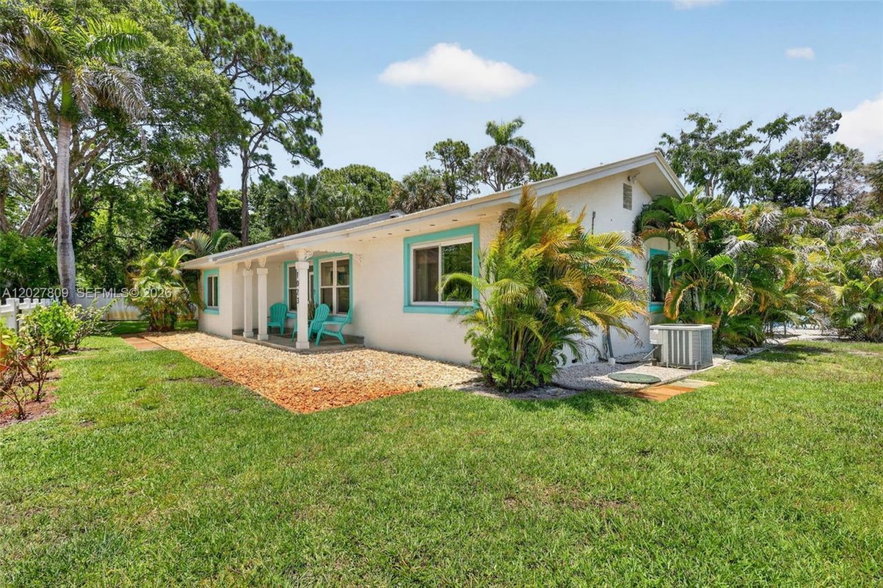 1023 SE 7th St, Stuart, FL 34996 Photo